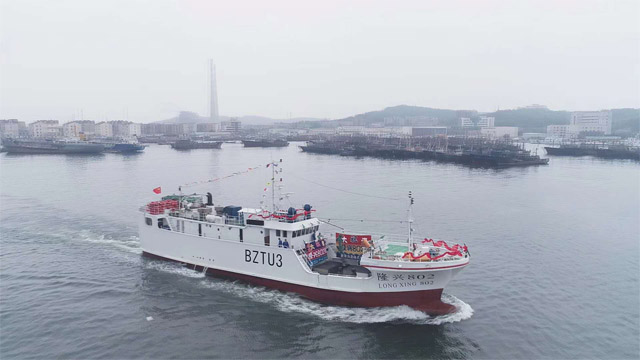 我國自主建造的首批兩艘大洋性玻璃鋼超低溫金槍魚延繩釣船隆興801和隆興802順利啟航，對于我國的玻璃鋼漁船產業化進程具有里程碑式的重要而深遠的意義。廣東博皓提供玻璃鋼船艇選材解決方案。